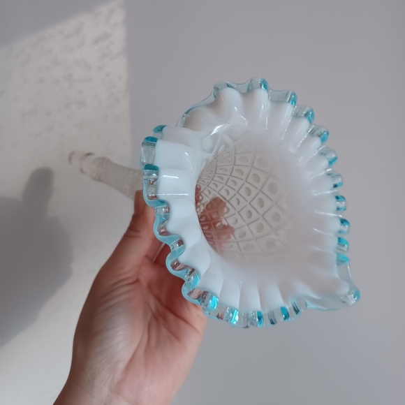 Vintage Fenton Art Glass Epergne Aqua Blue Opalescent Diamond Lace Horns Set - Picture 12 of 14